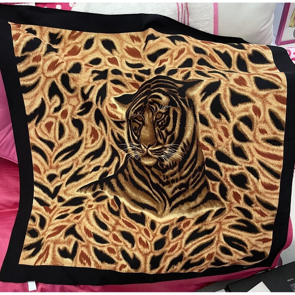 Tiger Head Silk Feel Animal Print Square Head Scarf Sarong Cover-up Tropical